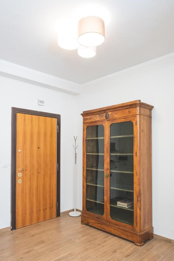 Cozy Flat With Terrace At Trastevere Train Station * Rom