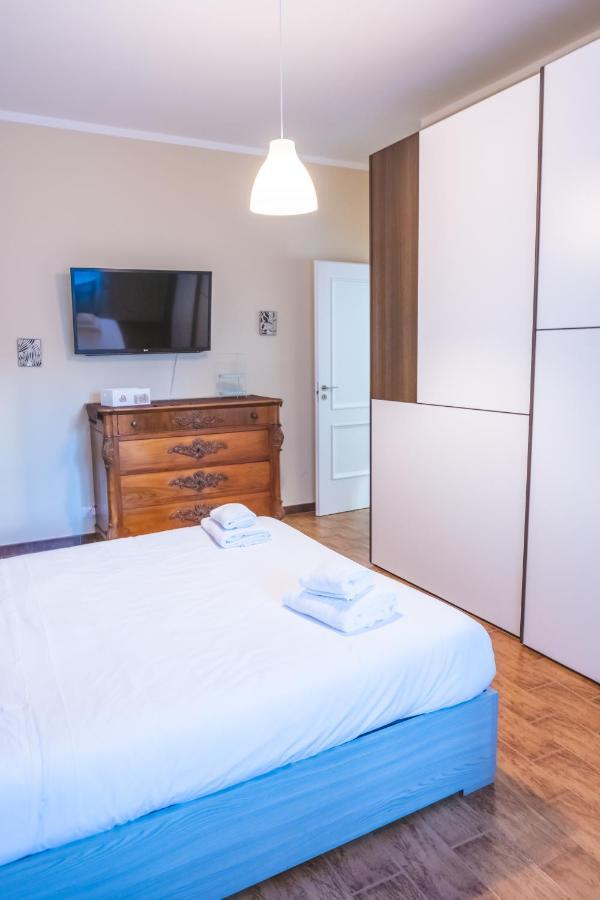 Cozy Flat With Terrace At Trastevere Train Station * Rom