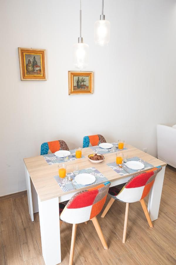 Lejlighed Cozy Flat With Terrace At Trastevere Train Station Rom