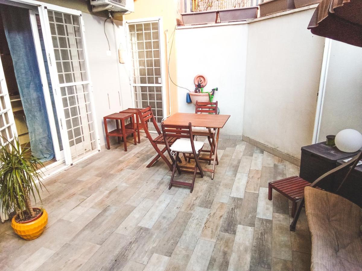 Cozy Flat With Terrace At Trastevere Train Station Lejlighed Rom