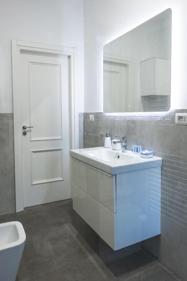 Lejlighed Cozy Flat With Terrace At Trastevere Train Station